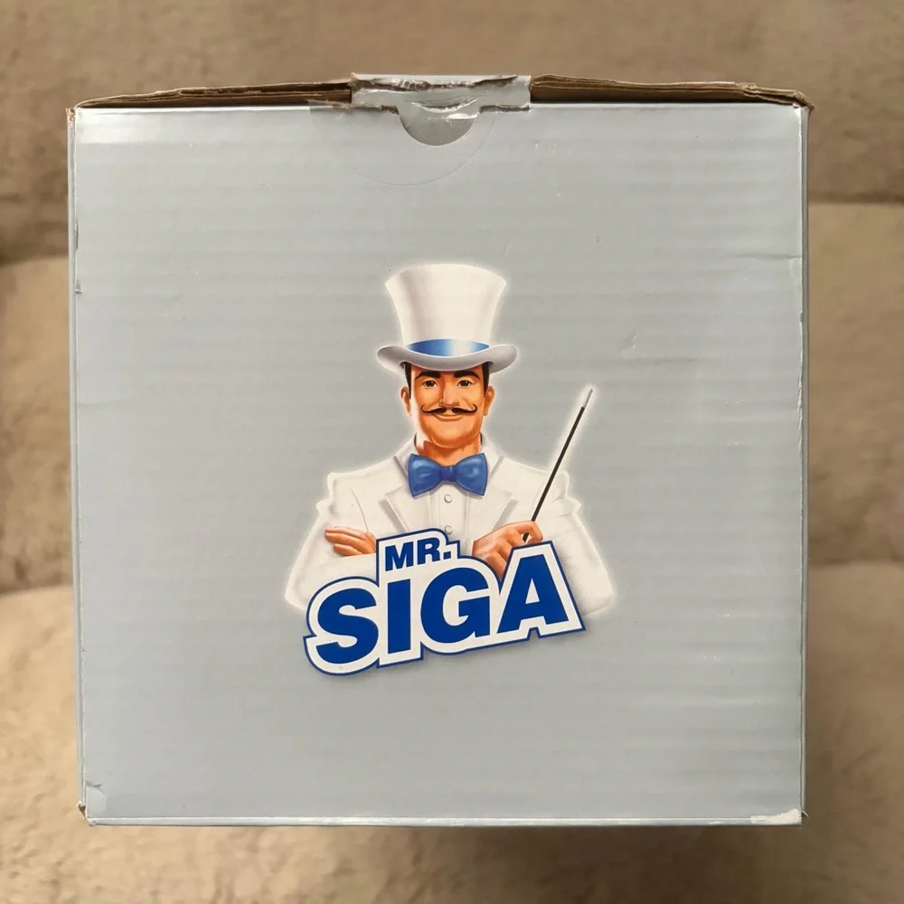 NIB Mr. Siga Premium Toilet Brush & Holder Gray | Auto Open/Close | Ventilated
